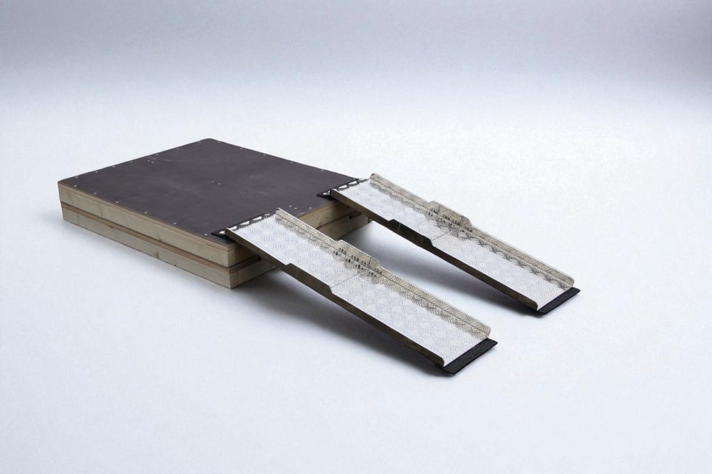 Rampen to Go Rollstuhlrampe Modell RTG24V01 als Stufenrampe